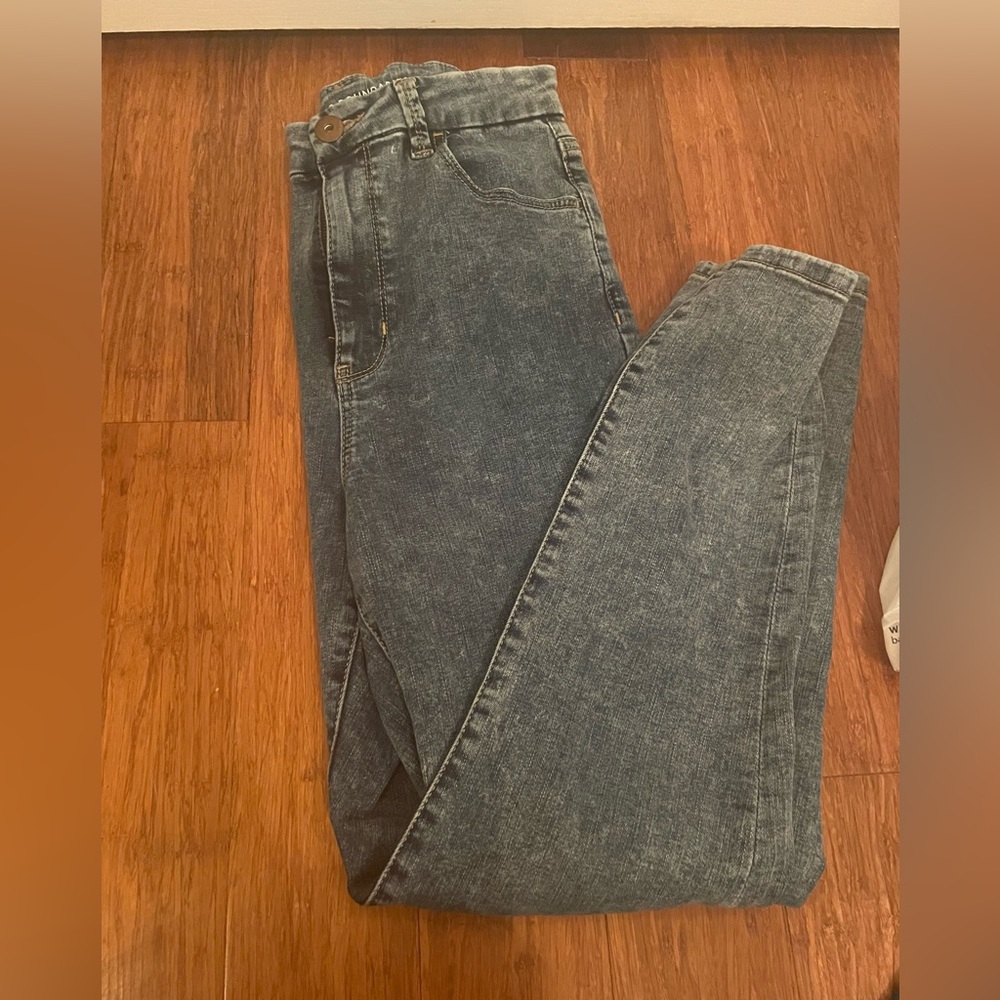 HIGH RISE, SKINNY JEANS! Size 8
